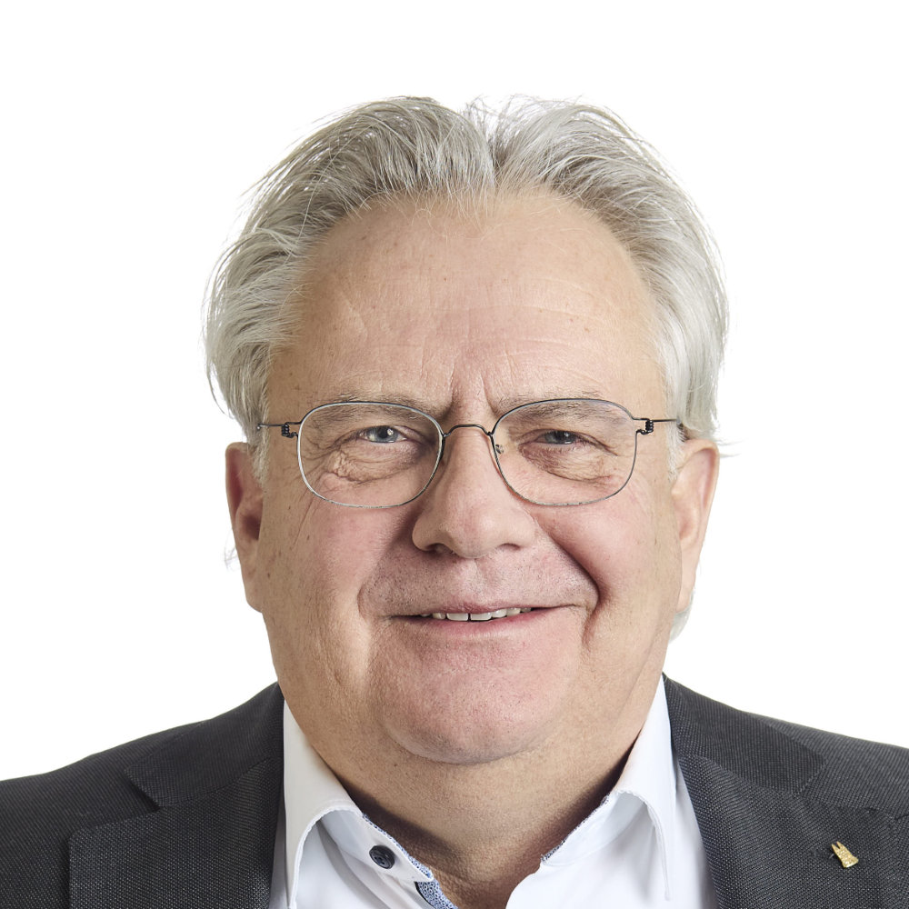 Dr. Ralph Elster
